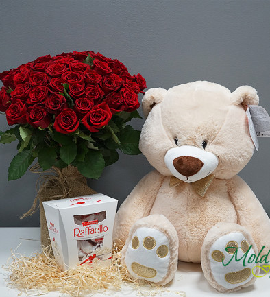 Набор из 51 красной розы 50 см, Медведь Данилка h=76 cm и Raffaello 230г Фото 394x433